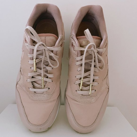 Blush Pink Nike Air Max - Picture 2 of 8